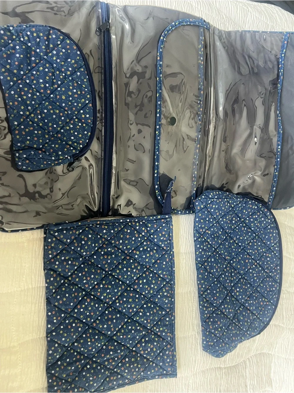 Travel Make up roll up with 3 piece set included